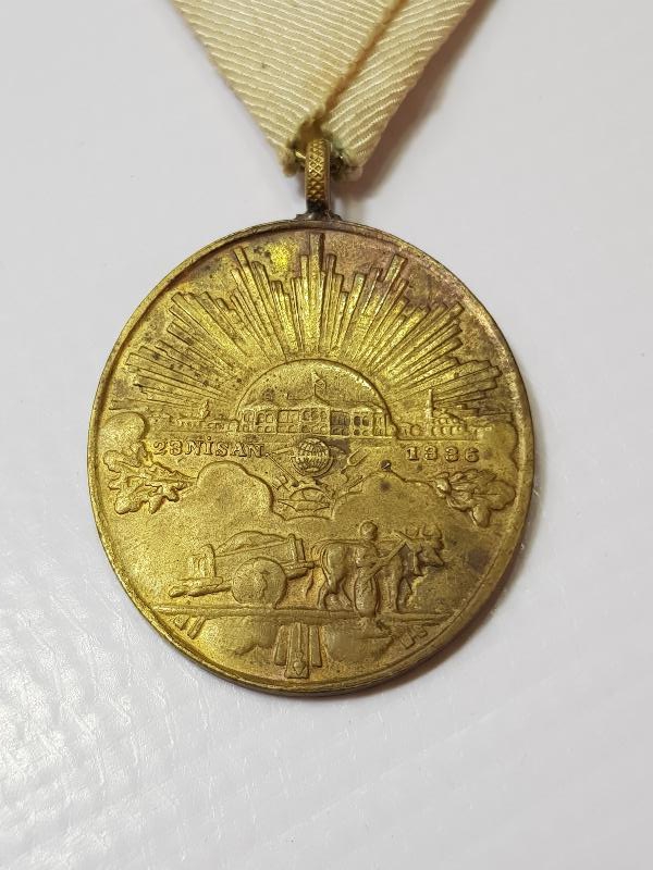 YÜKSEK KONDİSYONDA İSTİKLAL MADALYASI