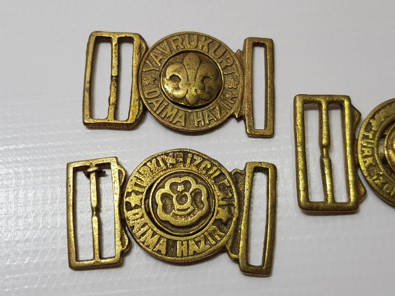 CUMHURİYET İLK DÖNEM 3 ÇEŞİT İZCİ KEMER TOKASI