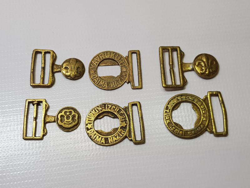 CUMHURİYET İLK DÖNEM 3 ÇEŞİT İZCİ KEMER TOKASI