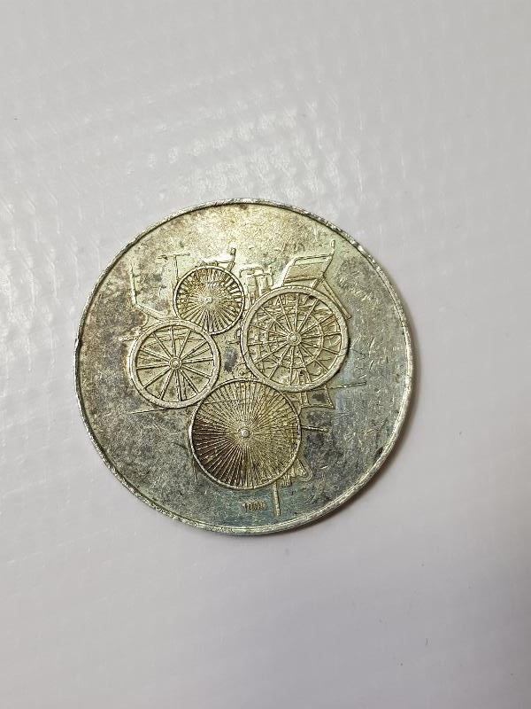 MERCEDES DAIMLER- BENZ 1986 TARİHLİ GÜMÜŞ MADALYA