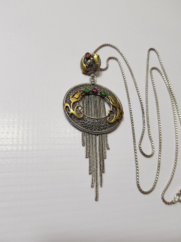 ÜZERİ YEŞİM VE AMETİST TAŞLI LALE FİGÜRLÜ GÜMÜŞ KOLYE