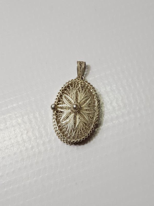 TELKARİ GÜMÜŞ KOLYE FOTOĞRAFLIK