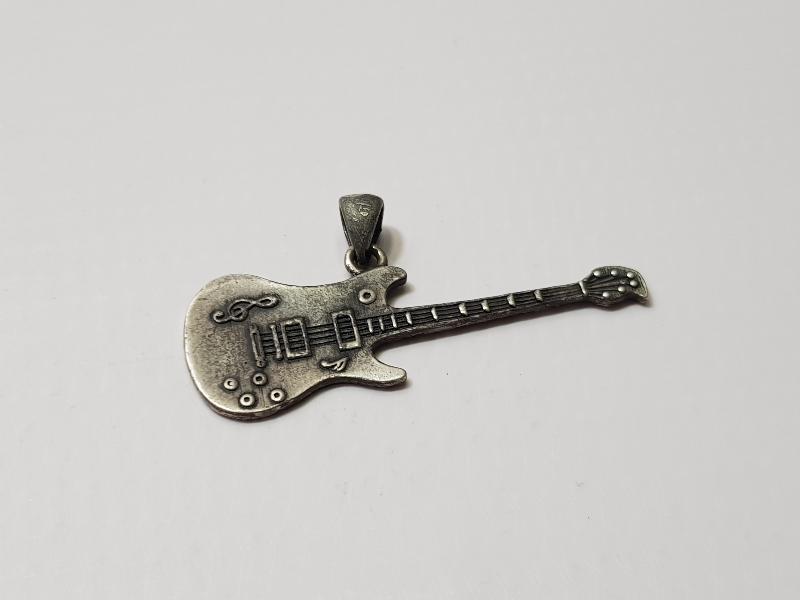 GİTAR FORMLU GÜMÜŞ KOLYE UCU