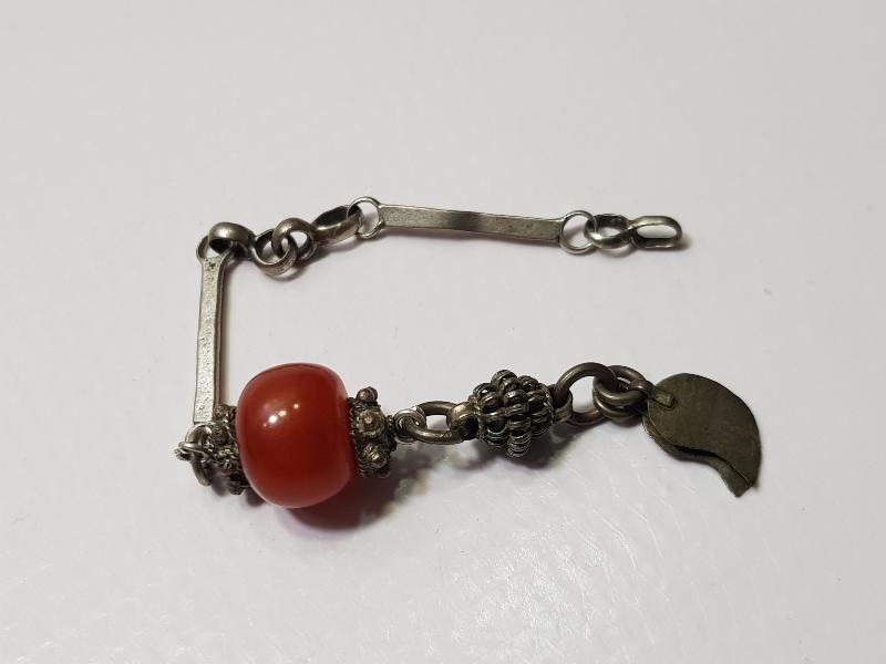 OSMANLI DÖNEMİ KEHRİBAR TAŞLI GÜMÜŞ TESPİH PÜSKÜLÜ