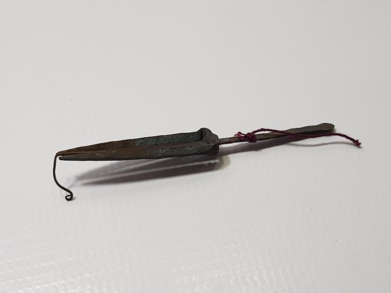 ŞAMAN KÜLTÜRÜ: ESKİ TÜRK MÜZİK ALETİ - GUBUZ - TEMİR KOMUZ