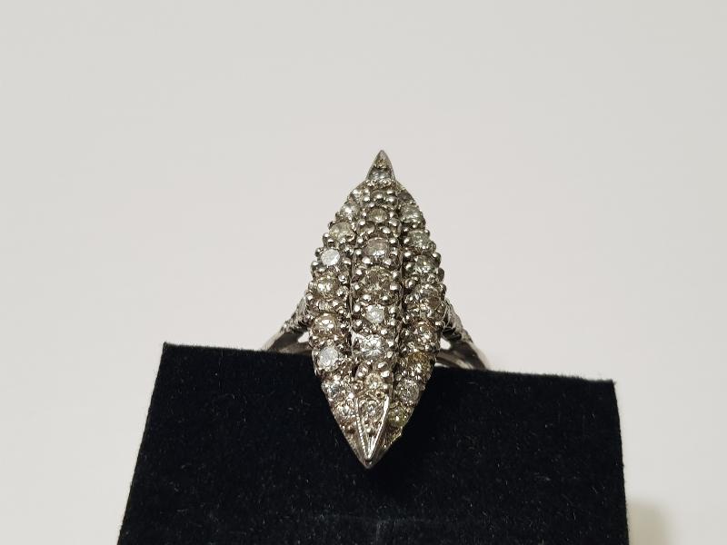 PIRLANTA TAŞLARLA SÜSLÜ ANTİKA MEKİK YÜZÜK