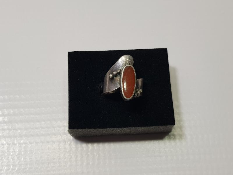 AKİK TAŞLI GÜMÜŞ YÜZÜK