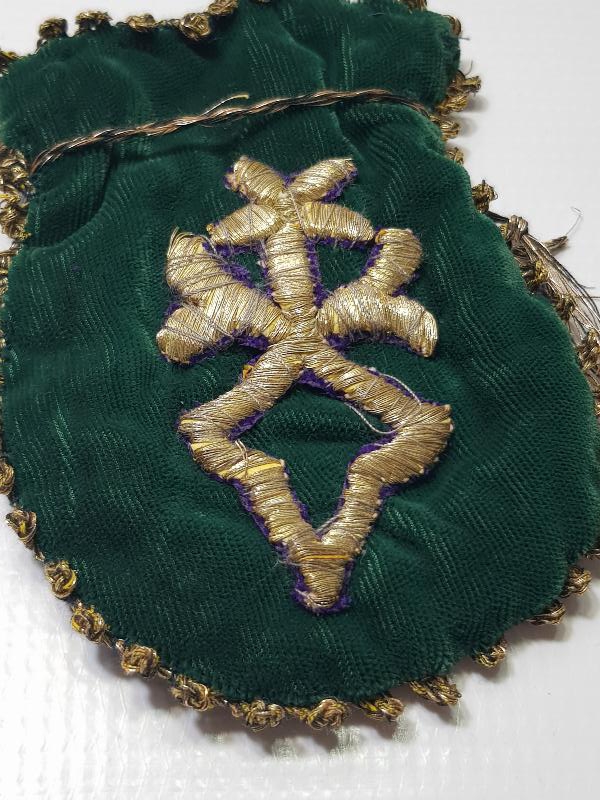 OSMANLI DÖNEMİ ALTIN SIRMA İŞLEMELİ KESE