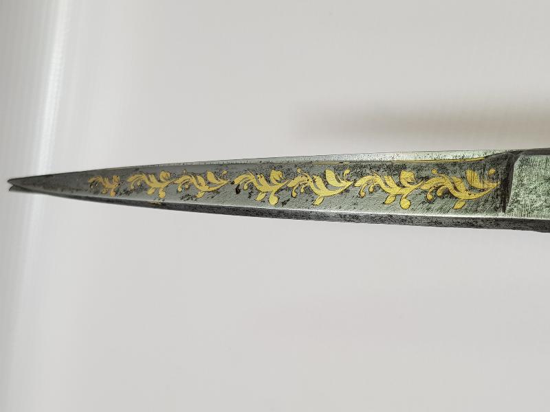 HER İKİ TARAFI DA OSMANLICA YAZILI ALTIN ÇAKMA İŞÇİLİKLİ HATTAT MAKASI