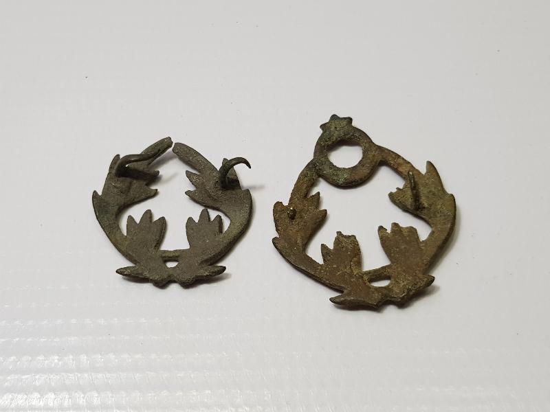 1. DÜNYA SAVAŞI DÖNEMİ İKİ ADET SUBAY ŞAPKA KOKARTI