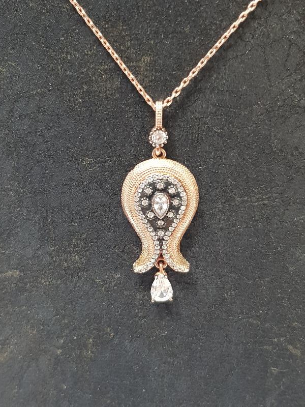 LALE FORMLU GÜMÜŞ KOLYE