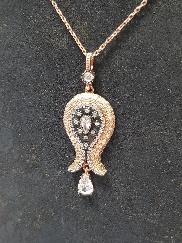 LALE FORMLU GÜMÜŞ KOLYE