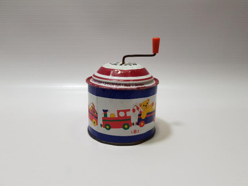 ANTİKA TENEKE OYUNCAK MÜZİK KUTUSU