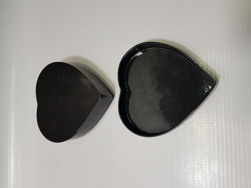 ÜZERİ SEDEF ÇAKMA KALP FORMLU ANTİKA PAPİER MACHE MÜCEVHER KUTUSU