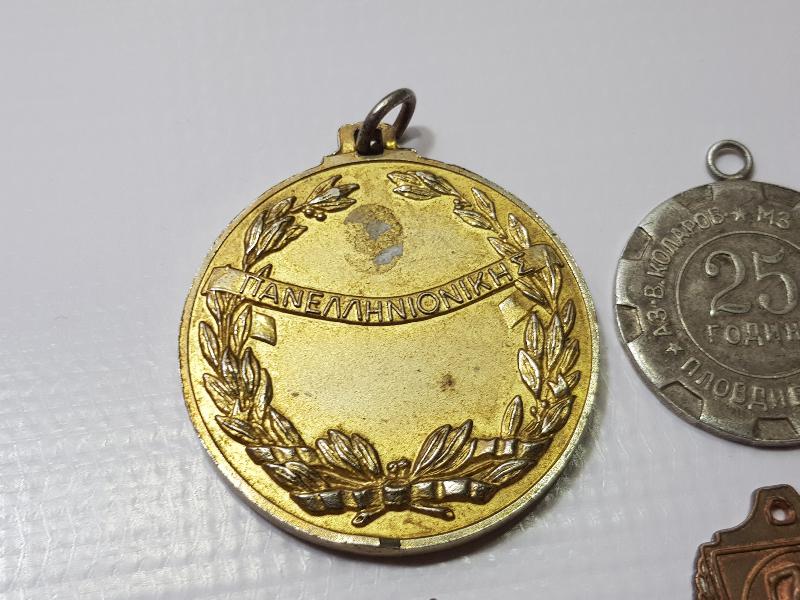 4 ADET YABANCI MADALYA