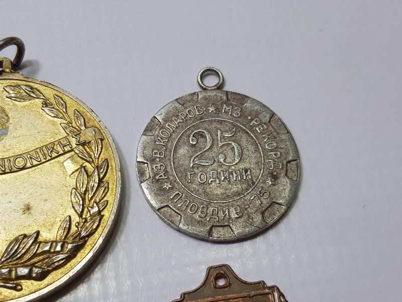 4 ADET YABANCI MADALYA