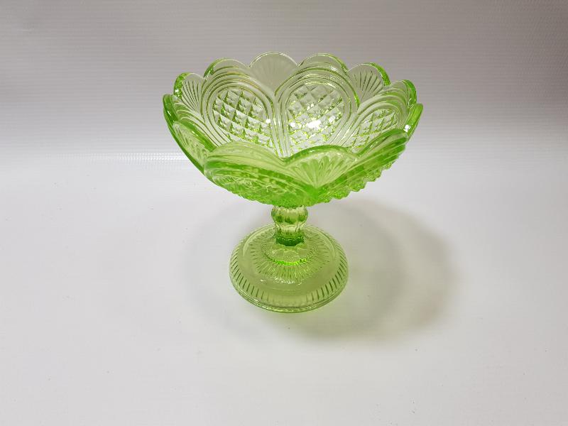 ANTİKA URANYUM CAM ŞEKERLİK