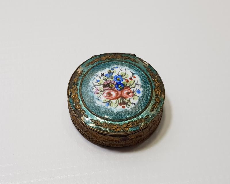 ANTİKA MİNELİ ENFİYE KUTUSU