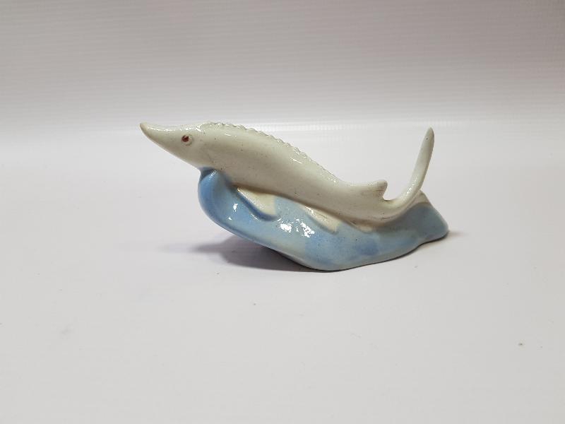 ANTİKA MERSİN BALIĞI FORMLU PORSELEN BİBLO
