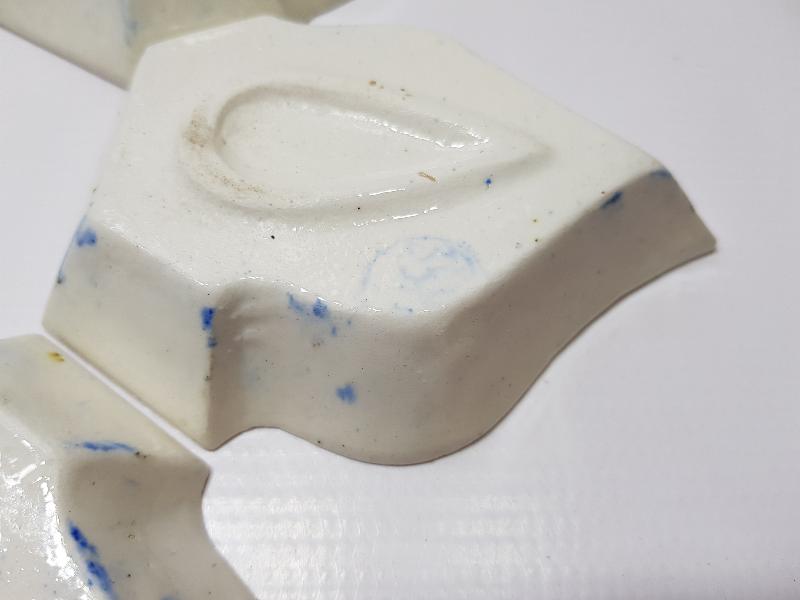 OSMANLI DÖNEMİ HİLMİ USTA DAMGALI KÜTAHYA SERAMİK KAHVALTILIK SETİ