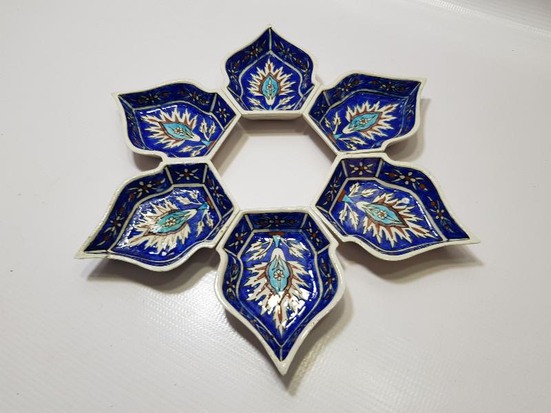 OSMANLI DÖNEMİ HİLMİ USTA DAMGALI KÜTAHYA SERAMİK KAHVALTILIK SETİ