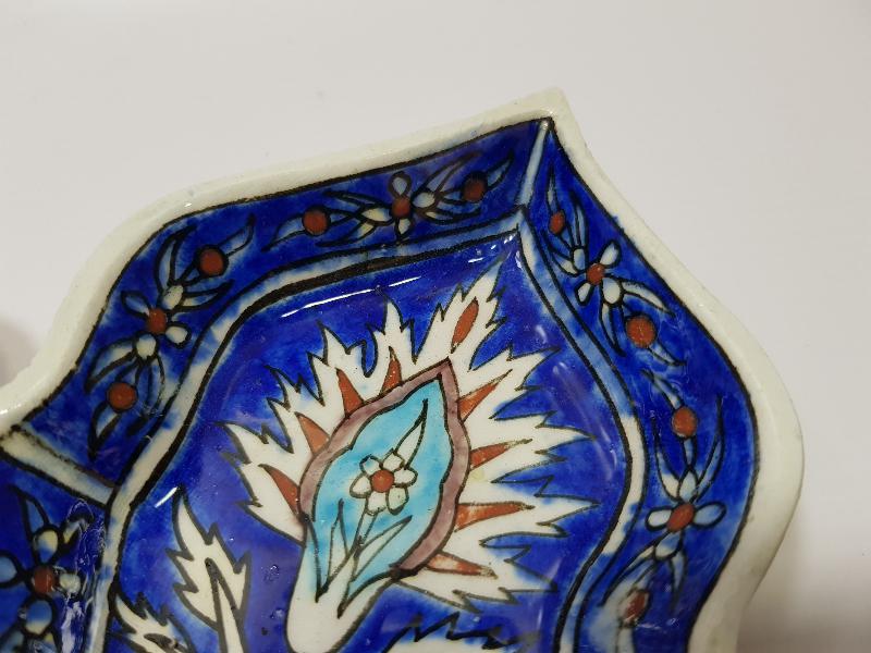 OSMANLI DÖNEMİ HİLMİ USTA DAMGALI KÜTAHYA SERAMİK KAHVALTILIK SETİ