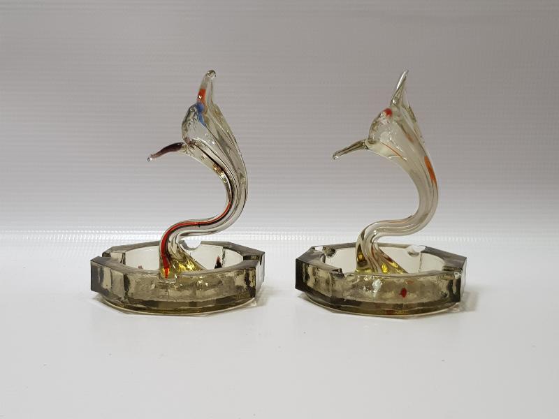 BİR ÇİFT ÇİÇEK FORMLU MURANO KÜL TABLASI