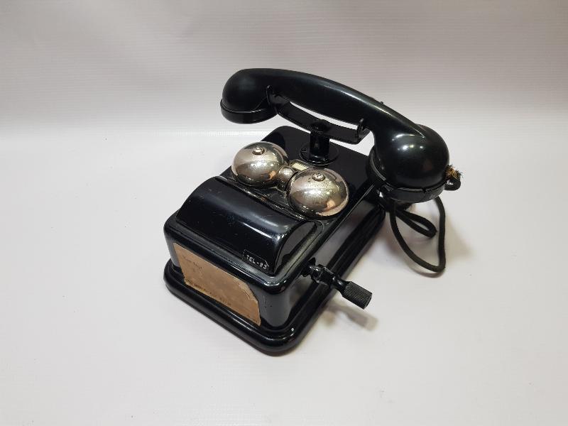 ANTİKA ÇEVİRMELİ TELEFON