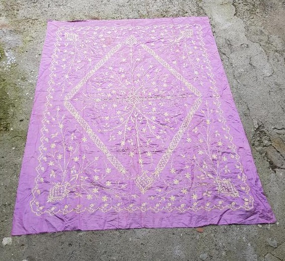 OSMANLI DÖNEMİ EL İŞLEME İPEK YATAK ÖRTÜSÜ