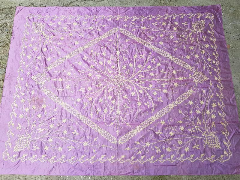 OSMANLI DÖNEMİ EL İŞLEME İPEK YATAK ÖRTÜSÜ