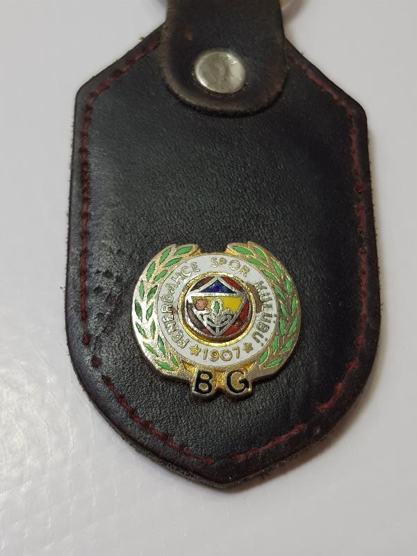 MİNELİ FENERBAHÇE ROZETLİ ANAHTARLIK