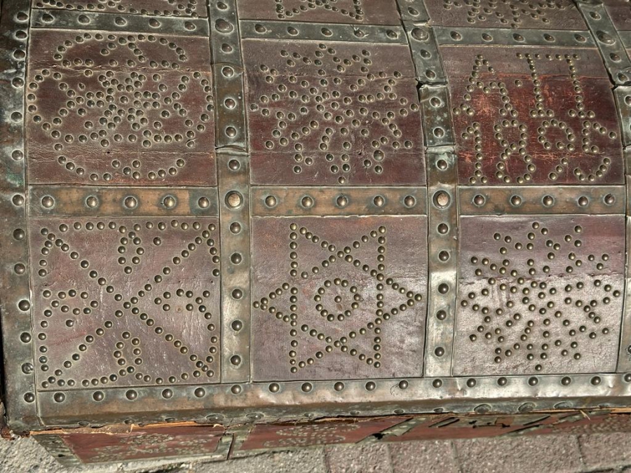 OSMANLI DÖNEMİ 1895 TARİHLİ VE RUMCA YAZILI ÇOK NADİR SANDIK