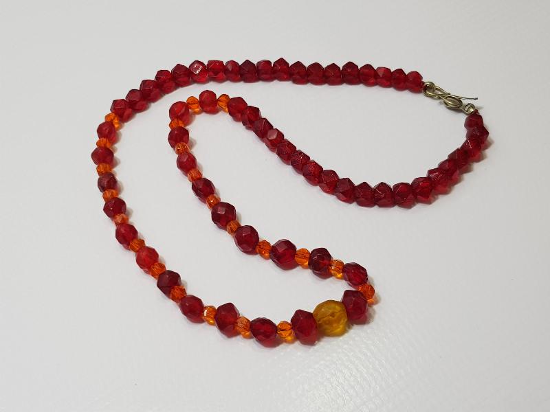 OSMANLI DÖNEMİ BEYKOZ CAM GERDANLIK