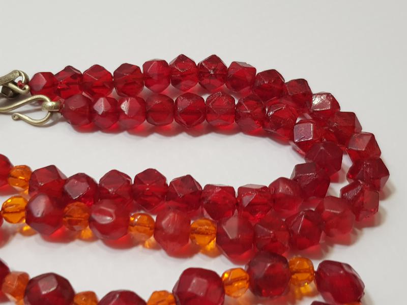 OSMANLI DÖNEMİ BEYKOZ CAM GERDANLIK