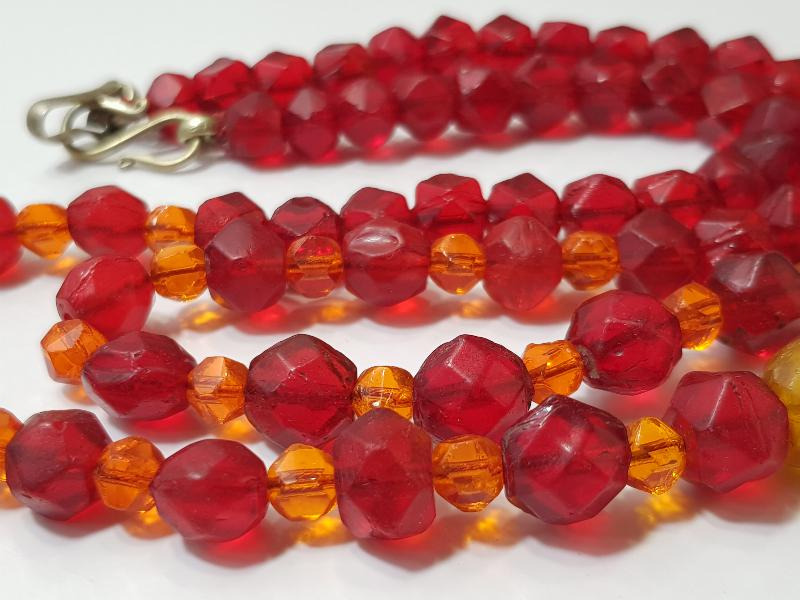 OSMANLI DÖNEMİ BEYKOZ CAM GERDANLIK