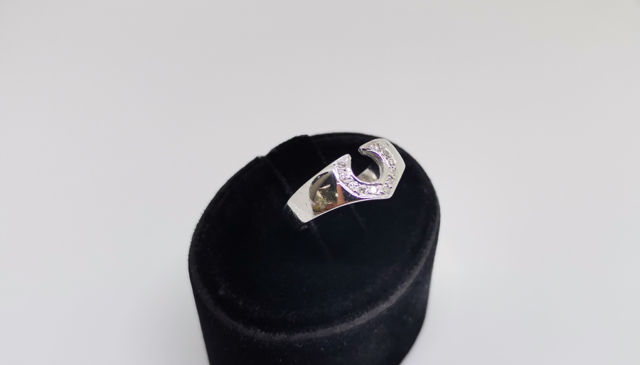 AT NALI MODEL PIRLANTA YÜZÜK