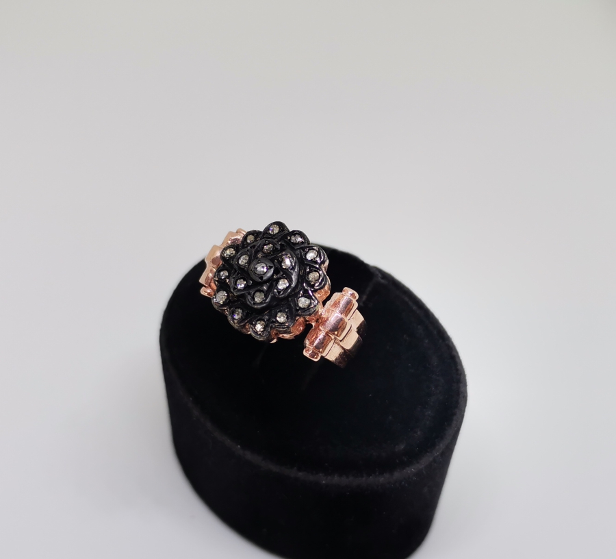 MİNİ DİVANHANE MODELİ ELMAS TAŞLI YÜZÜK