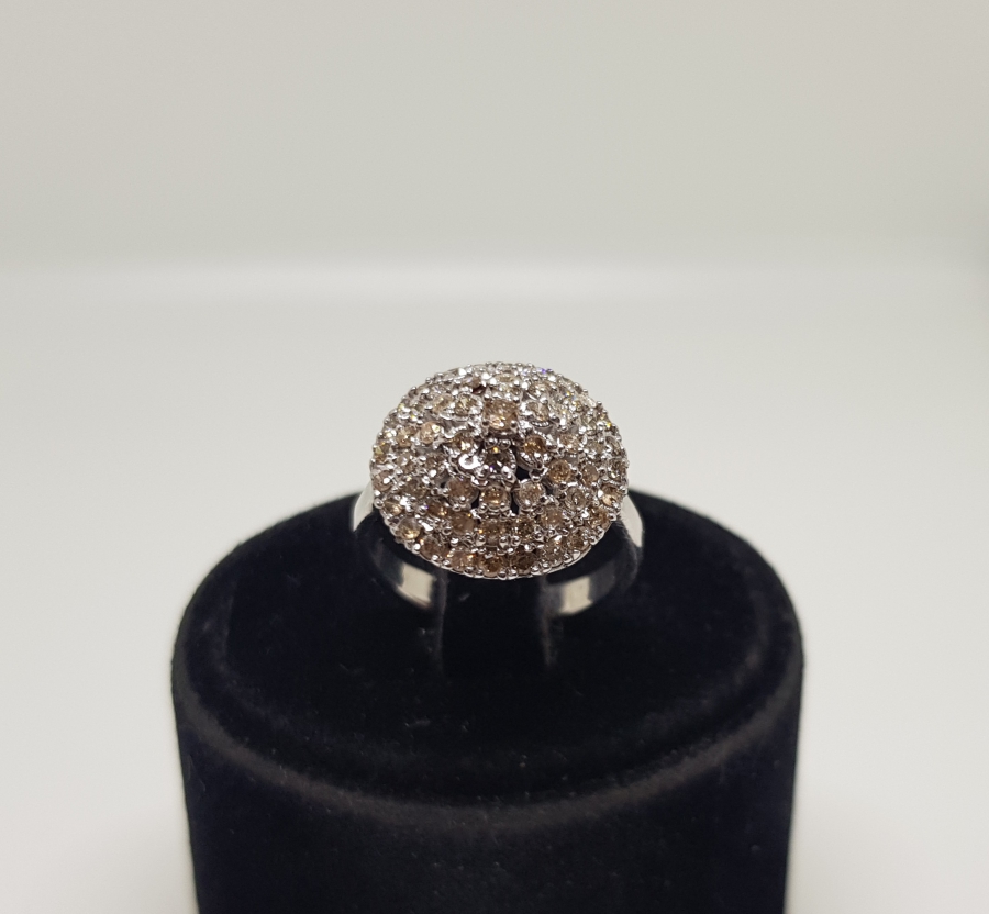 KUBBELİ MODEL PIRLANTA TAŞLI YÜZÜK