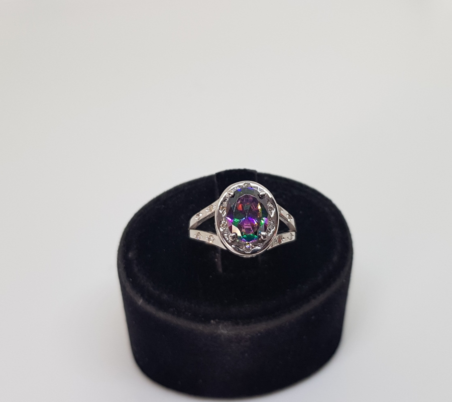AMETİST VE PIRLANTA TAŞLI DİVANHANE MODEL YÜZÜK
