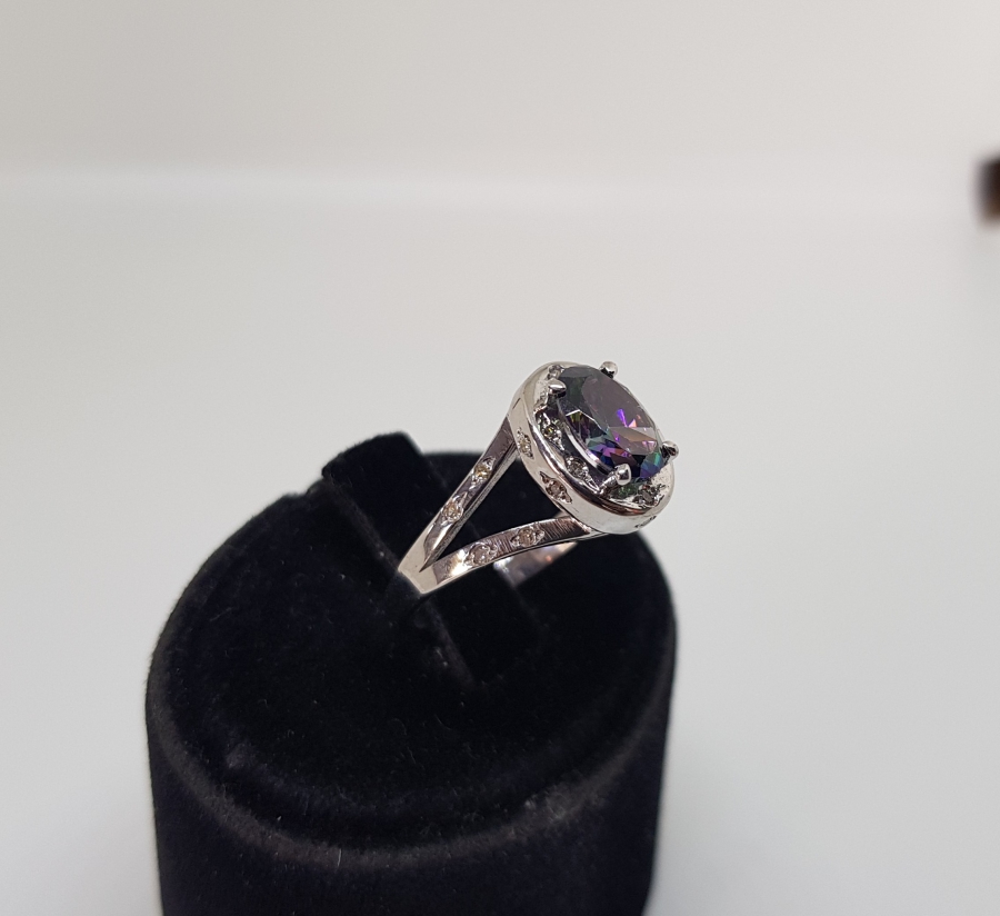 AMETİST VE PIRLANTA TAŞLI DİVANHANE MODEL YÜZÜK