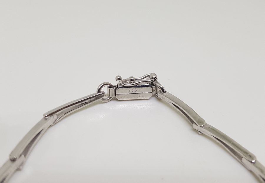 PIRLANTA TAŞLI KARE MODEL BİLEKLİK