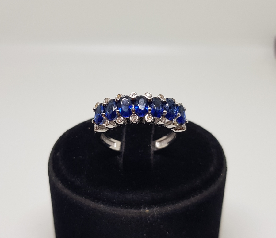 PIRLANTA VE SAFİR TAŞLI YEDİTAŞ MODELİ YÜZÜK