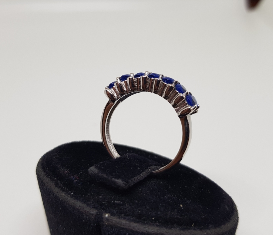 PIRLANTA VE SAFİR TAŞLI YEDİTAŞ MODELİ YÜZÜK