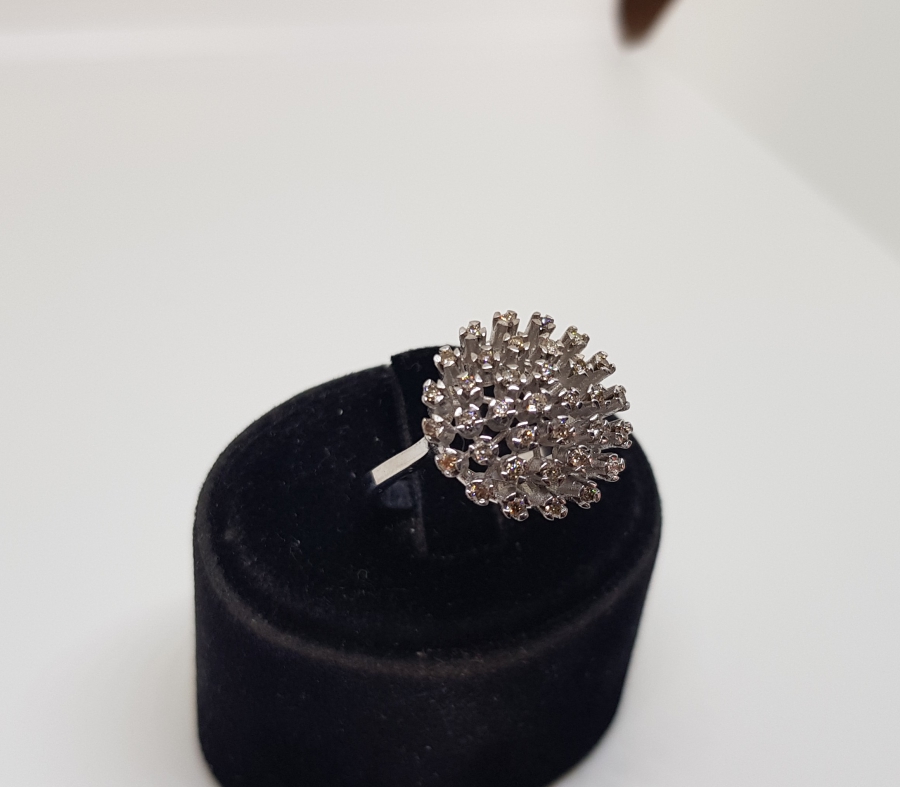 KİRPİ MODELİ PIRLANTA TAŞLI YÜZÜK