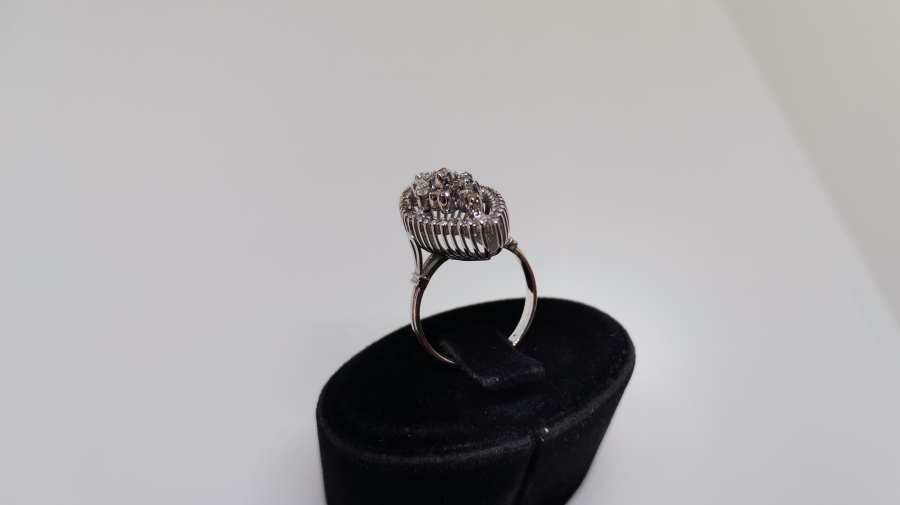 YERLİ MEKİK MODELİ BÜYÜK BOY PIRLANTA MEKİK YÜZÜK