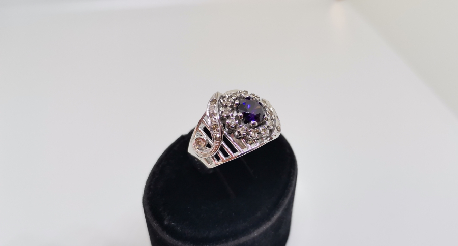 PIRLANTA VE AMETİST TAŞLI AVRUPA MODEL YÜZÜK