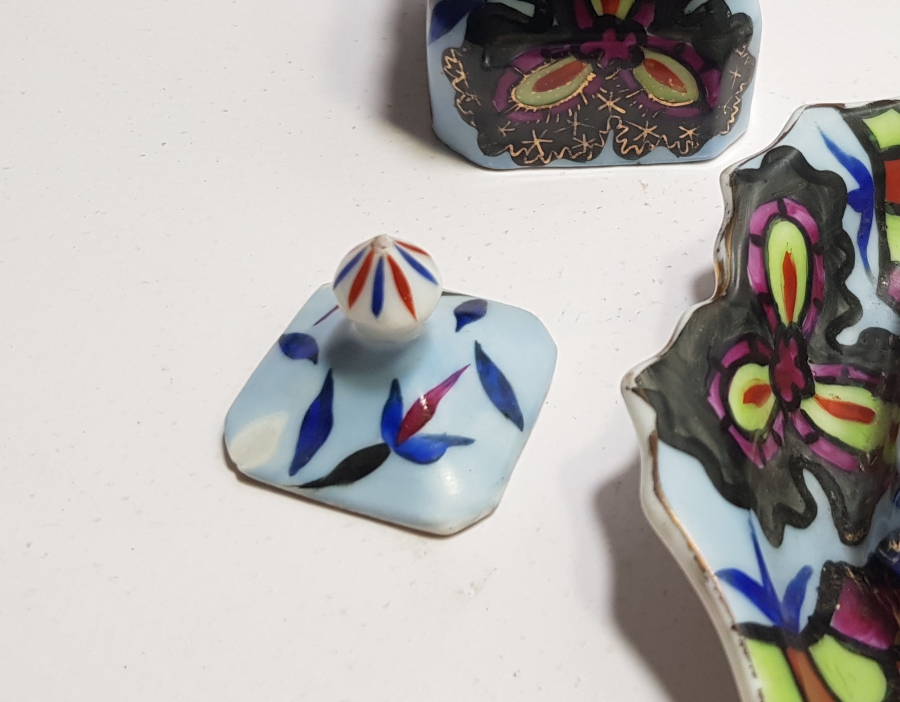 OSMANLI DÖNEMİ EL BOYAMA ÖZEL ÜRETİM EL BOYAMA BÜYÜK BOY PORSELEN HOKKA TAKIMI