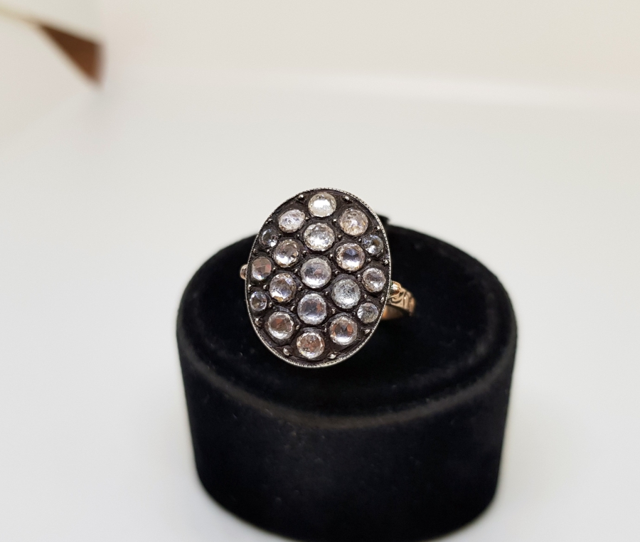 ÖZEL YAPIM ANTİKA ELMAS TAŞLI DİVANHANE ÇİVİSİ MODELİ ALTIN YÜZÜK