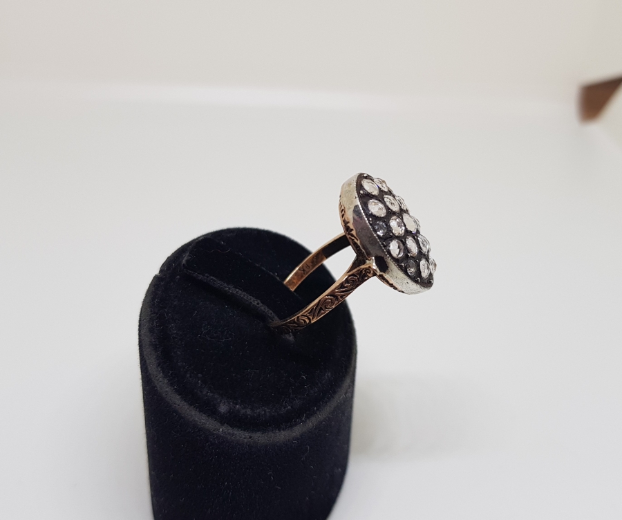 ÖZEL YAPIM ANTİKA ELMAS TAŞLI DİVANHANE ÇİVİSİ MODELİ ALTIN YÜZÜK