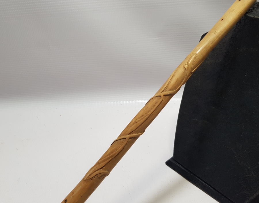 OSMANLI DÖNEMİ NADİR FORMDA TEKKE İŞİ SIRT KAŞIYICI